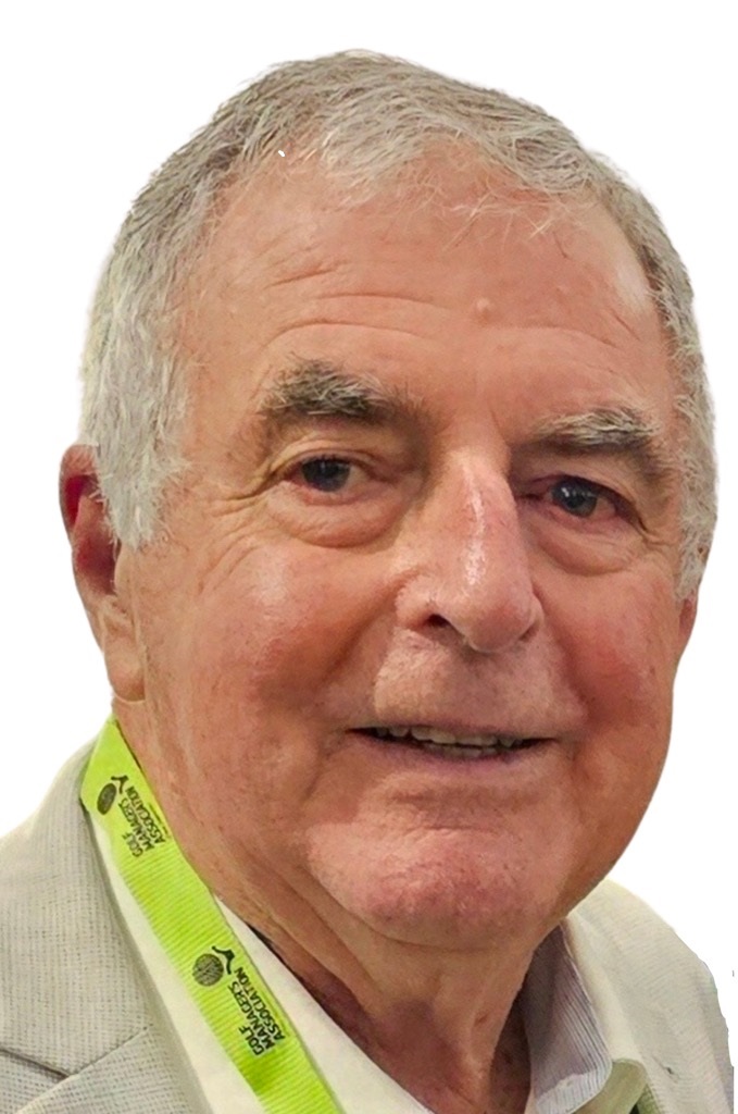 DES TOPP - EXECUTIVE OFFICER